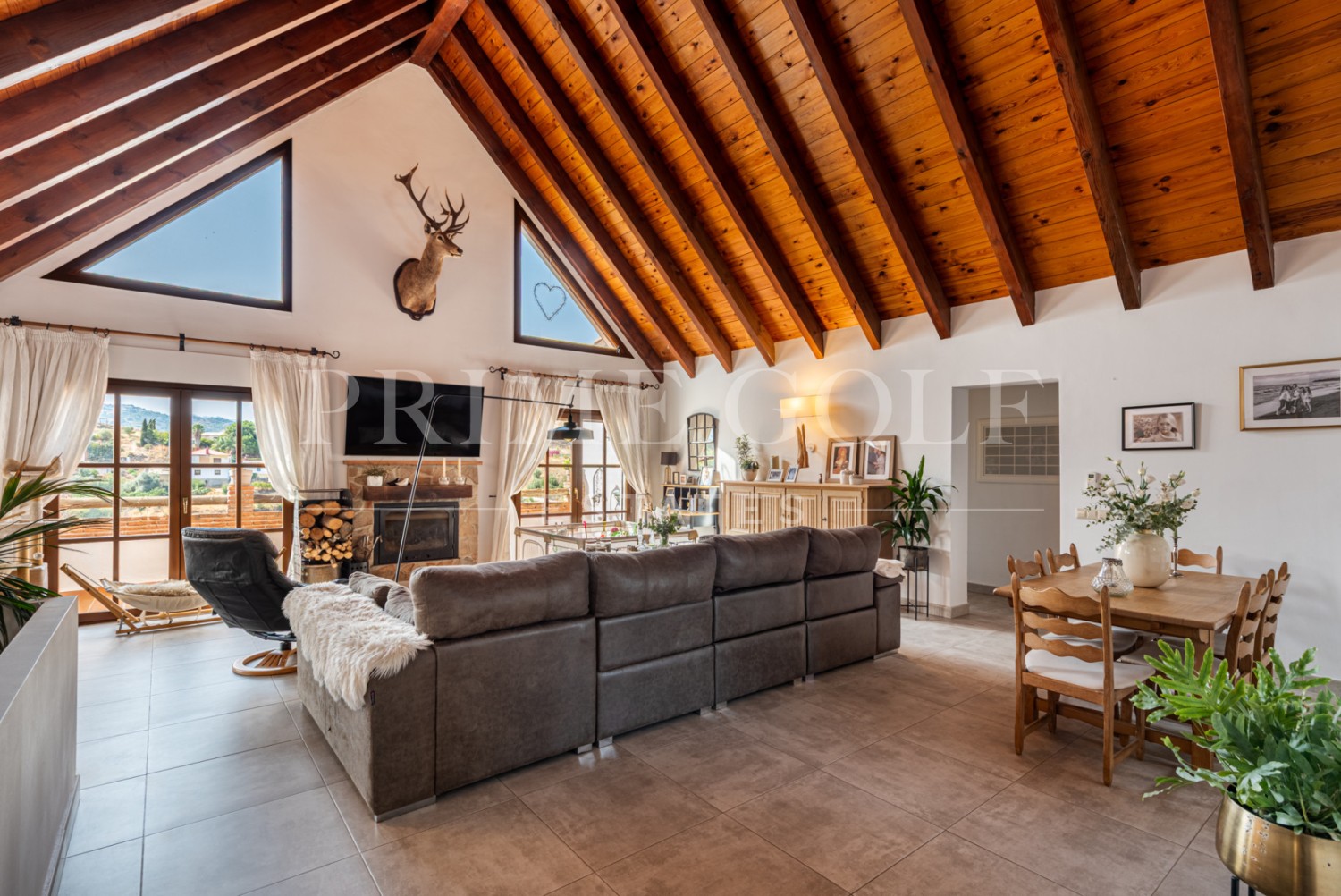 5 bed Villa For Sale in Mijas Costa, Malaga - thumb 4
