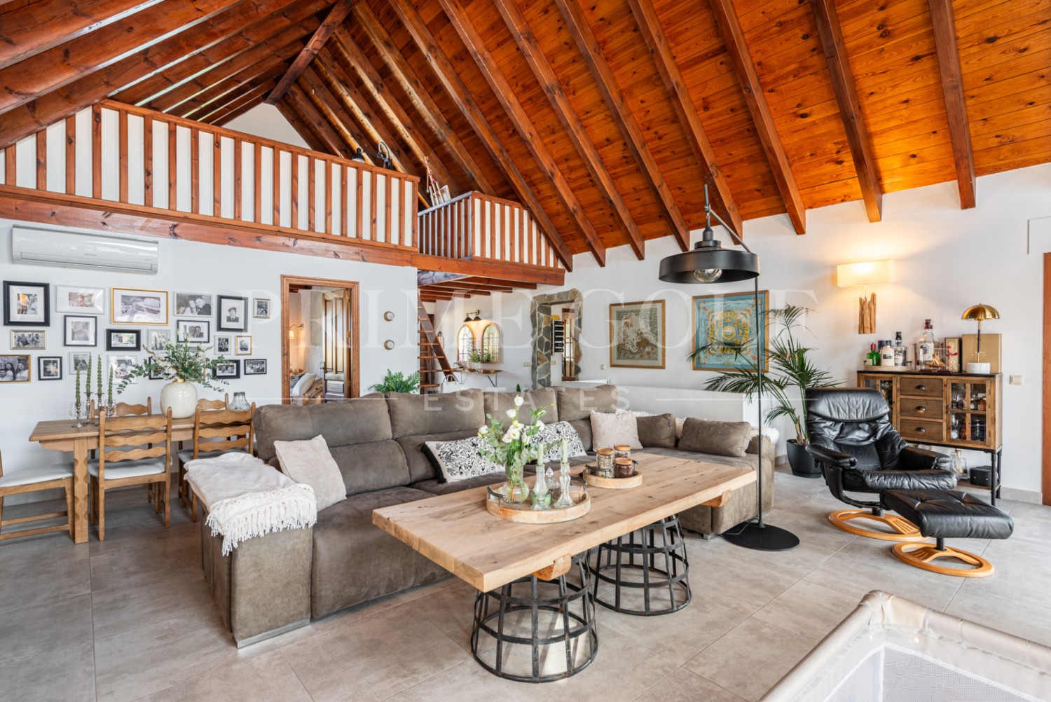 5 bed Villa For Sale in Mijas Costa, Malaga - thumb 5