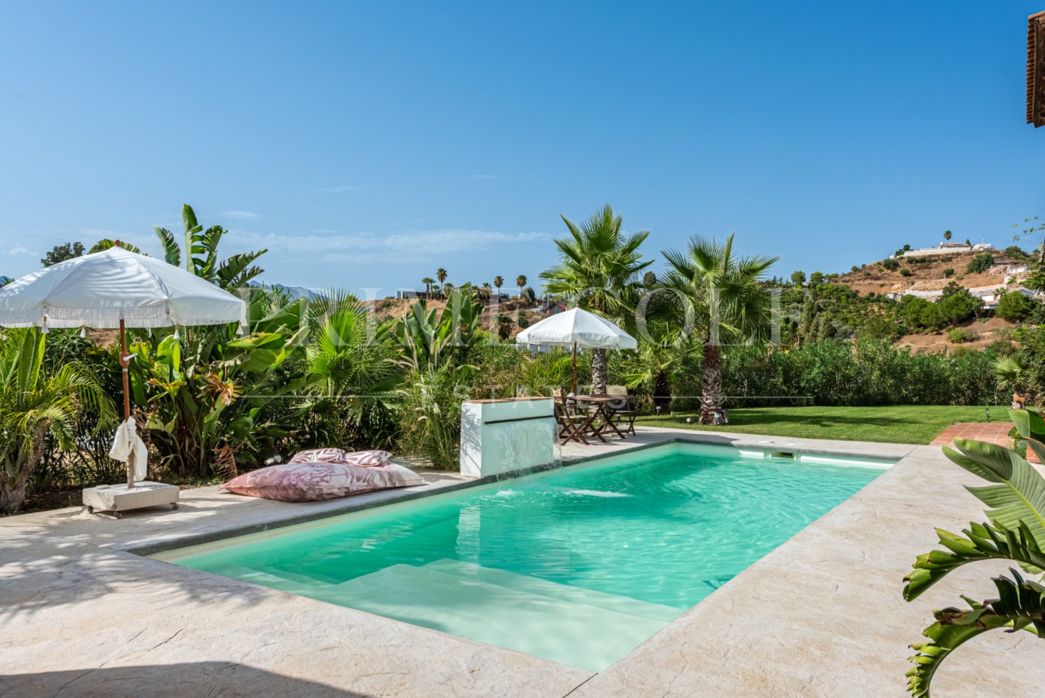 5 bed Villa For Sale in Mijas Costa, Malaga - thumb 11