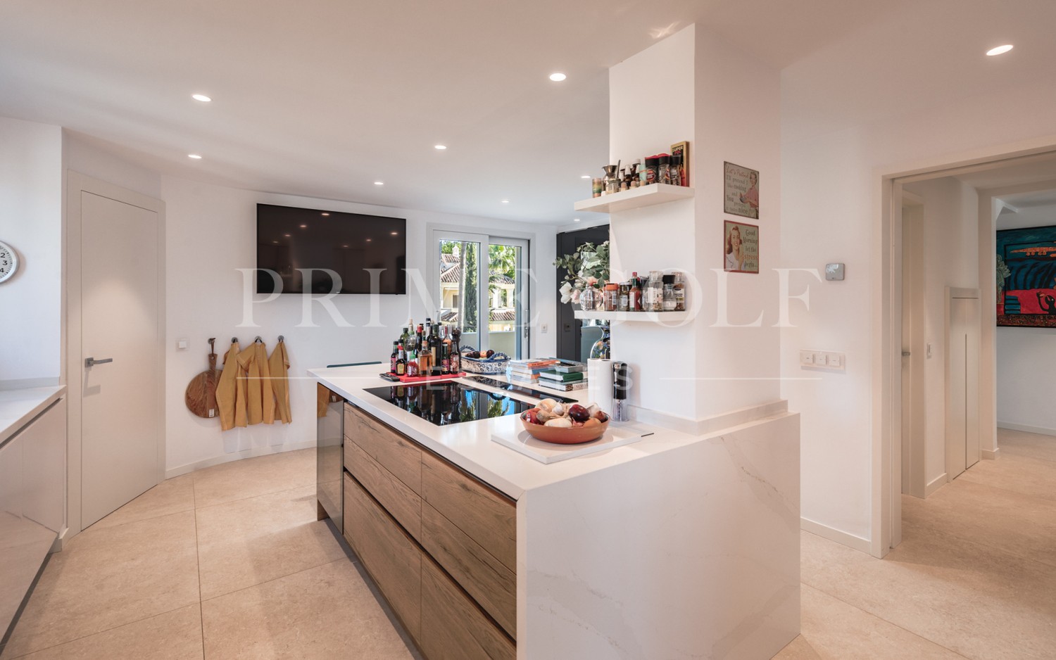 3 bed Penthouse For Sale in Nueva Andalucia, Malaga - thumb 14