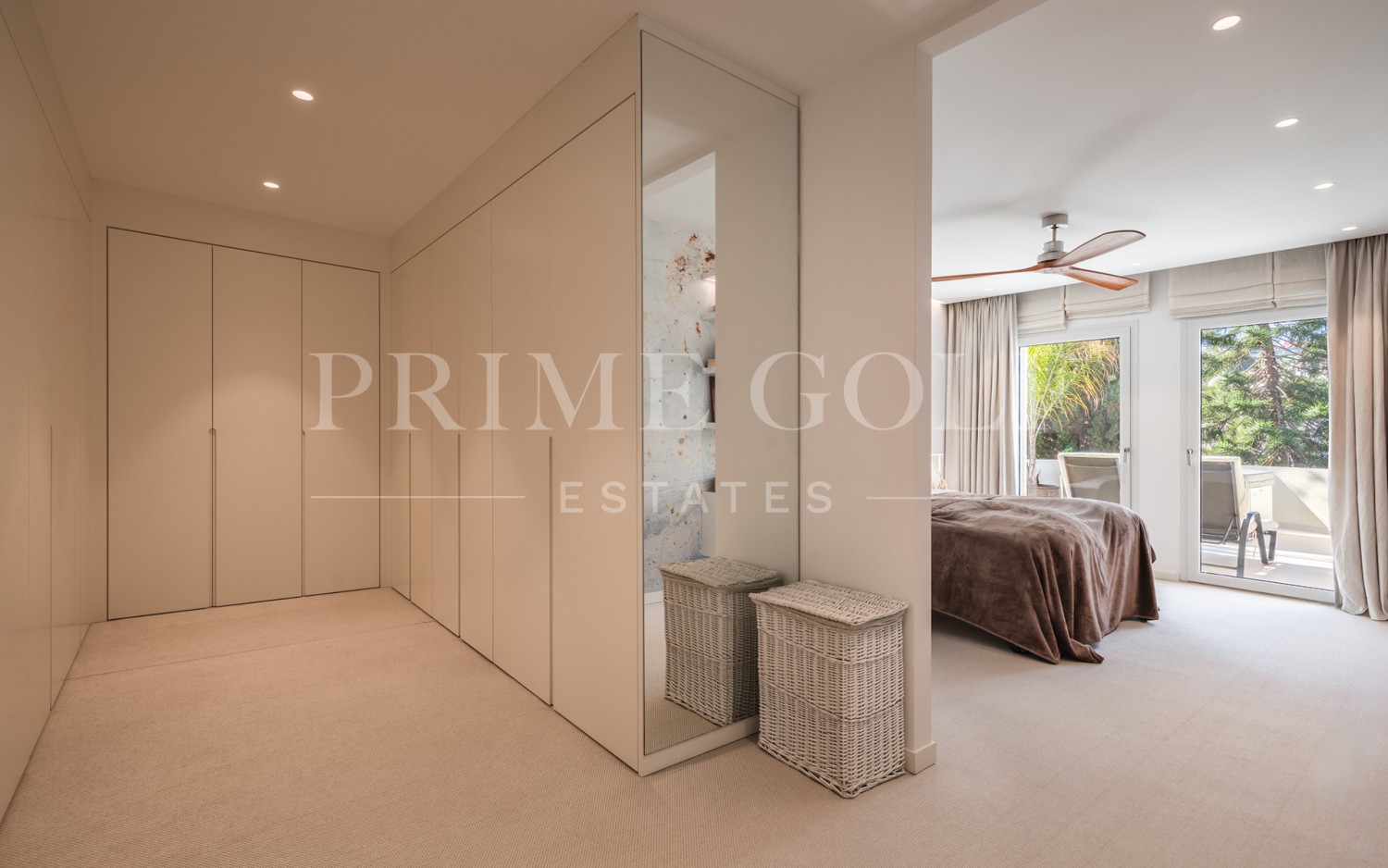 3 bed Penthouse For Sale in Nueva Andalucia, Malaga - thumb 17
