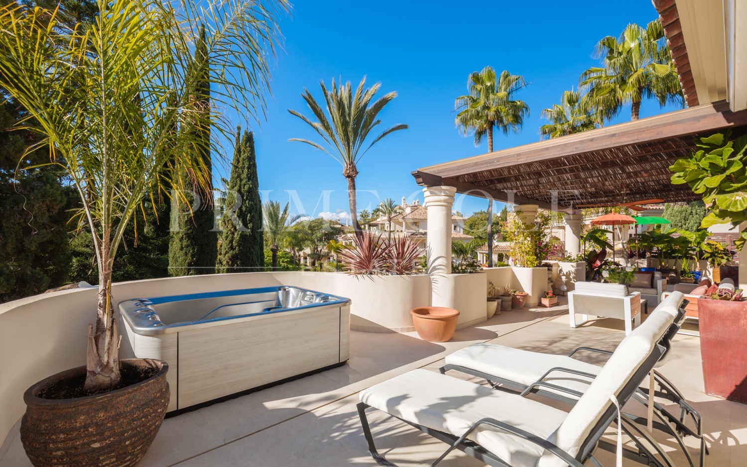 3 bed Penthouse For Sale in Nueva Andalucia, Malaga - thumb 23