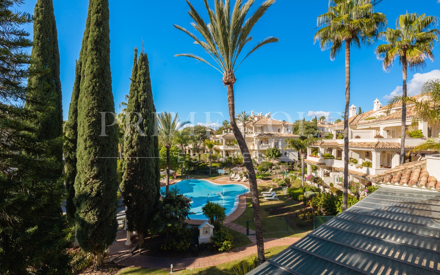 3 bed Penthouse For Sale in Nueva Andalucia, Malaga - thumb 32