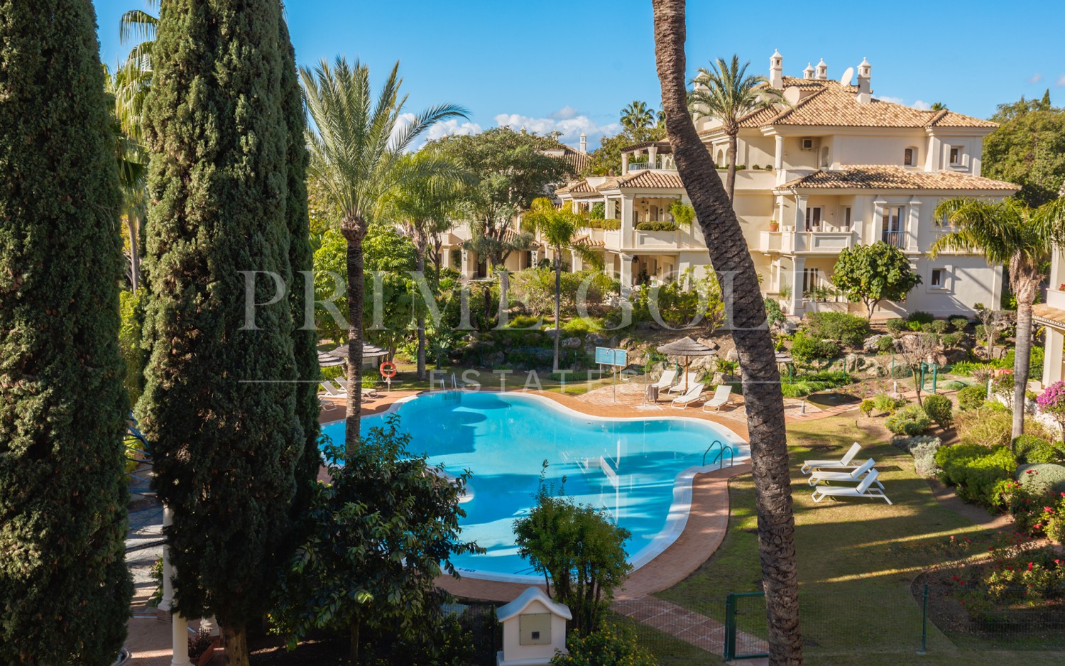 3 bed Penthouse For Sale in Nueva Andalucia, Malaga - thumb 33