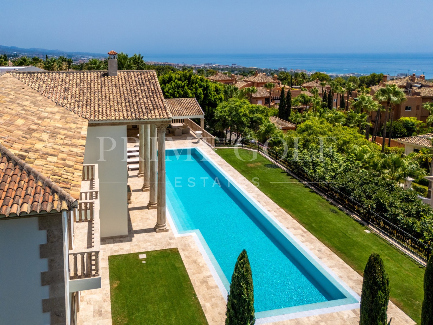 10 bed Villa For Sale in Marbella Golden Mile, Malaga - thumb 5
