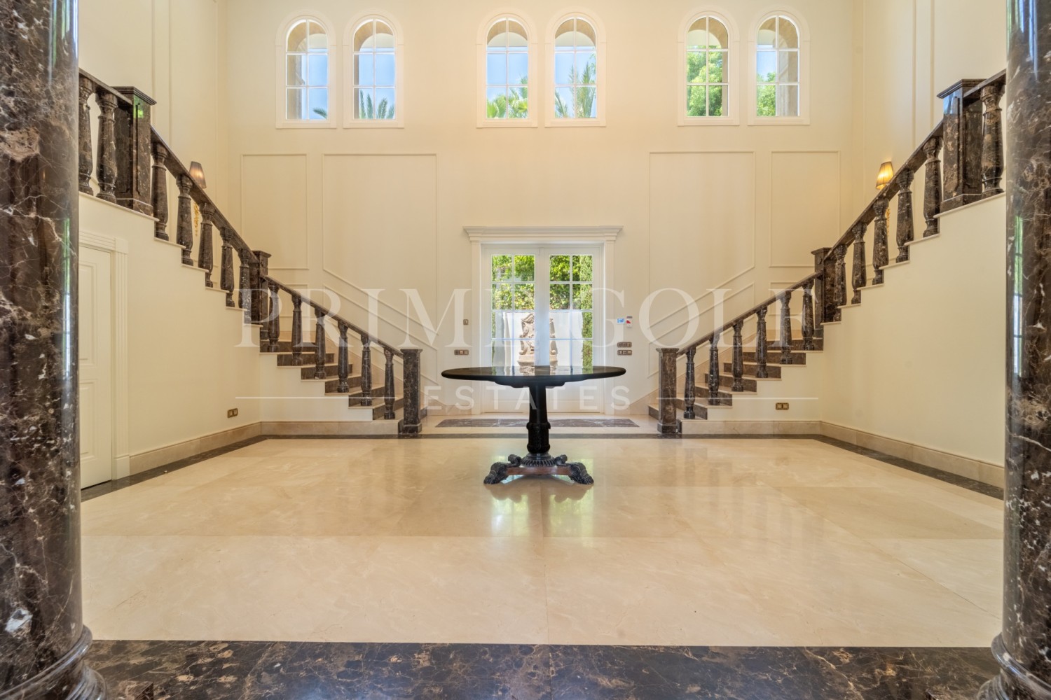 10 bed Villa For Sale in Marbella Golden Mile, Malaga - thumb 9