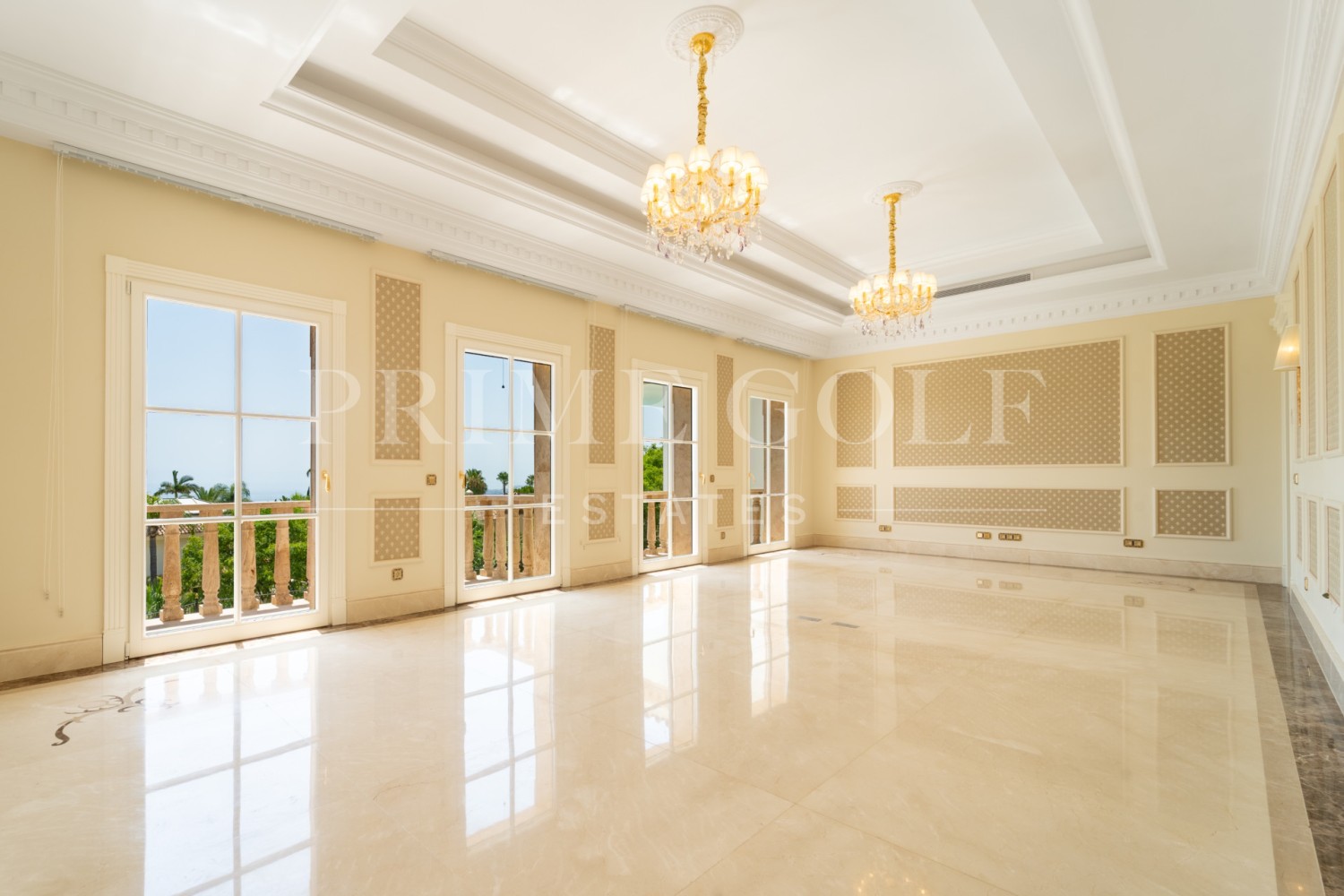 10 bed Villa For Sale in Marbella Golden Mile, Malaga - thumb 15