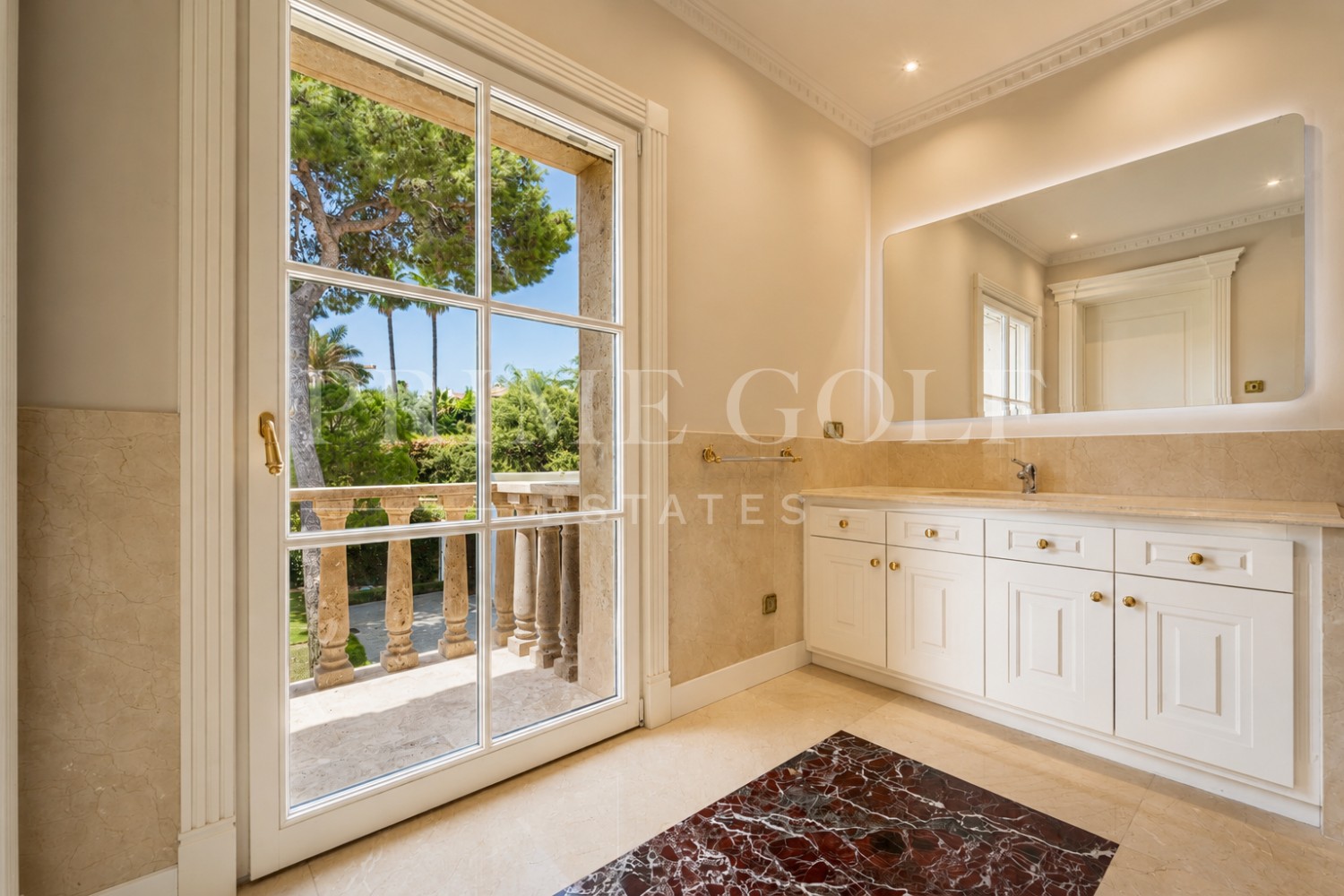 10 bed Villa For Sale in Marbella Golden Mile, Malaga - thumb 18