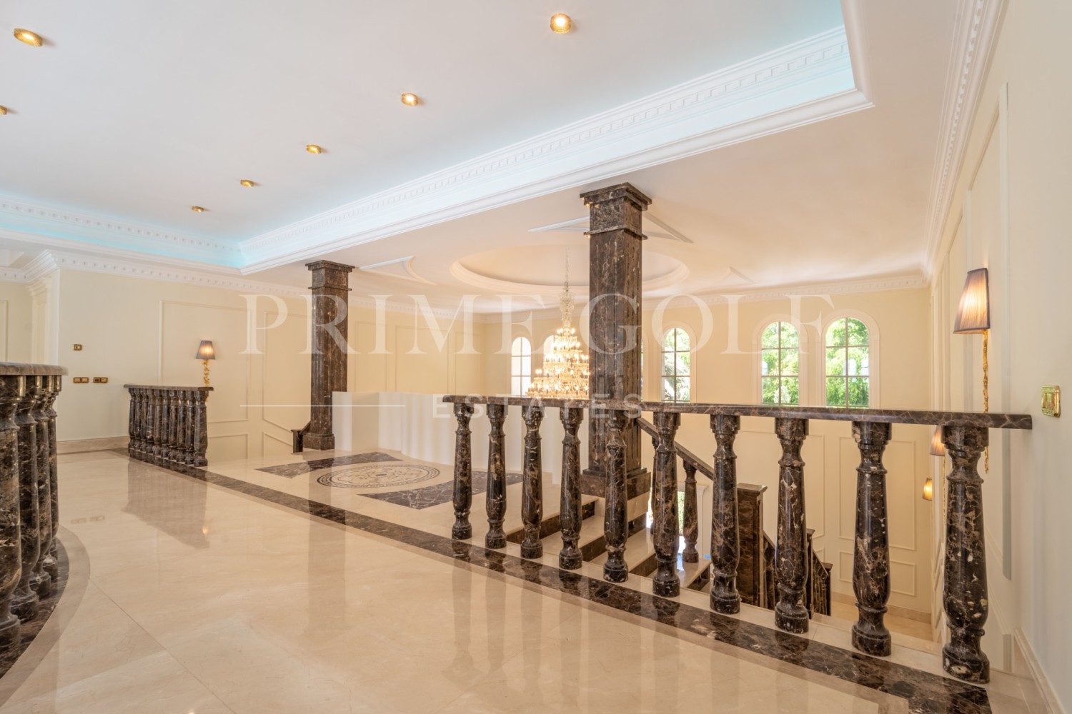 10 bed Villa For Sale in Marbella Golden Mile, Malaga - thumb 21