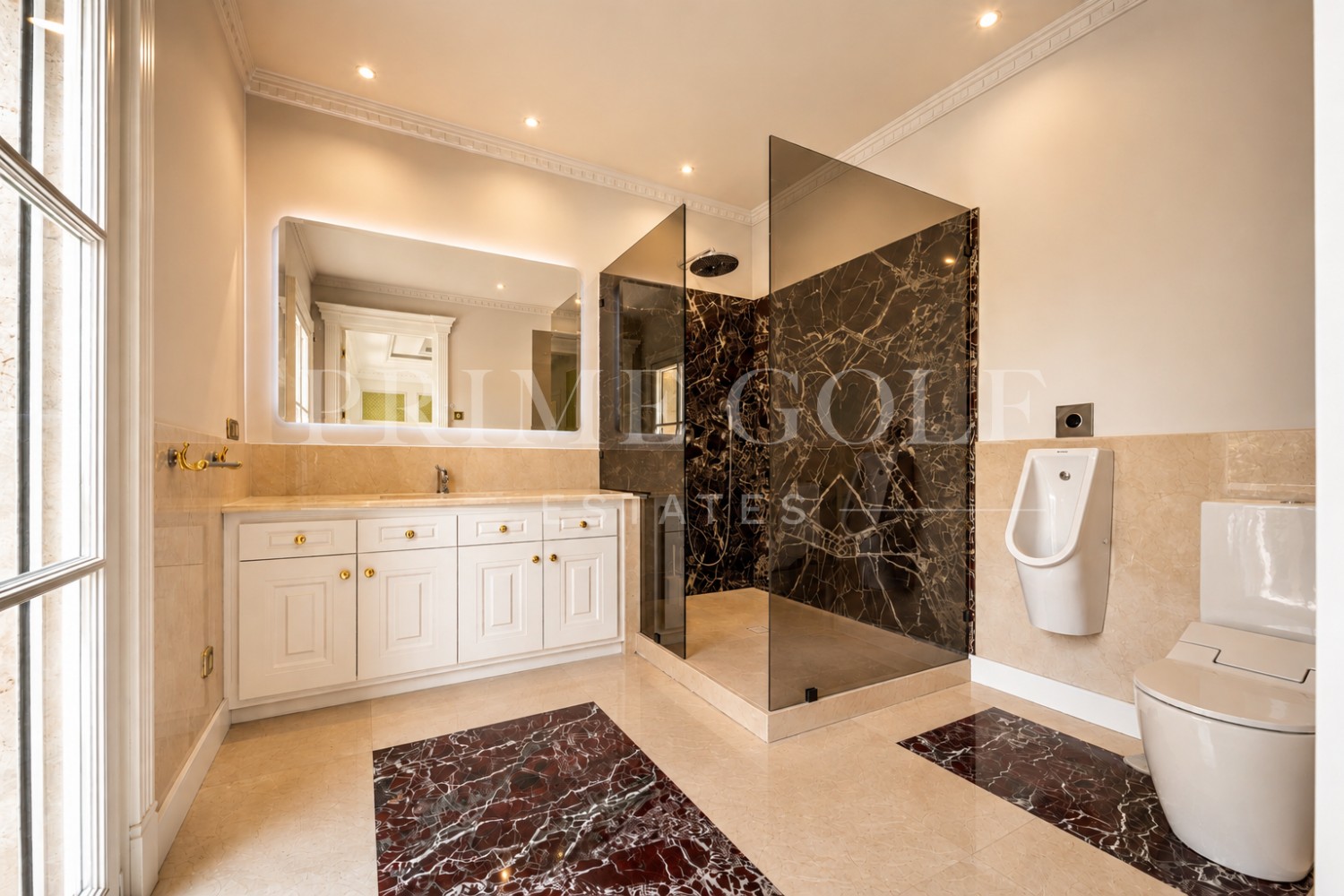 10 bed Villa For Sale in Marbella Golden Mile, Malaga - thumb 27