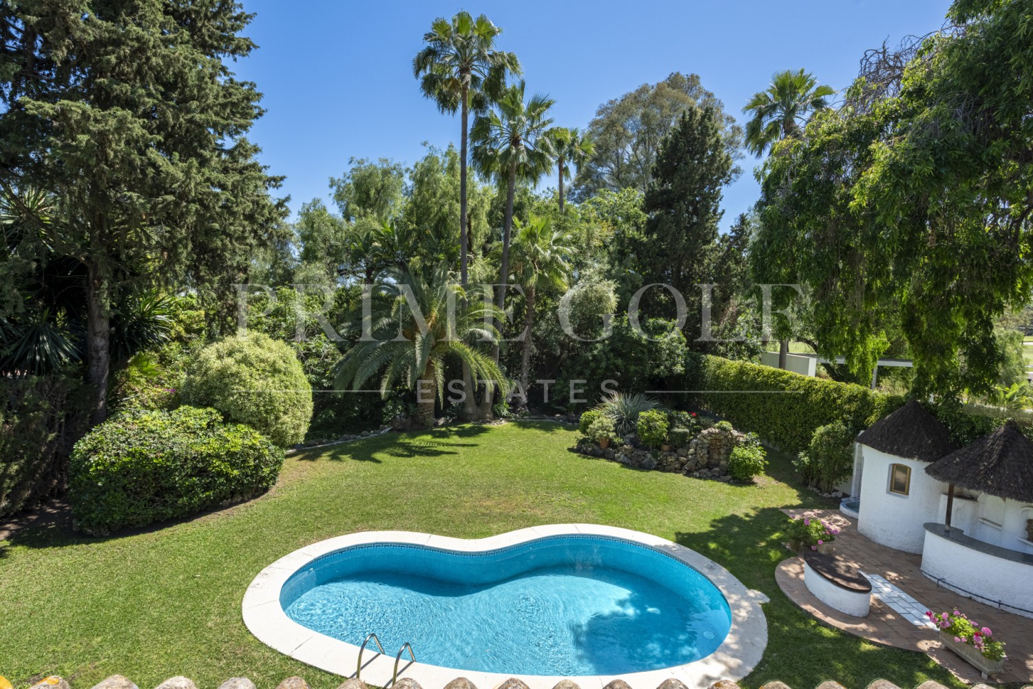 3 bed Villa For Sale in Nueva Andalucia, Malaga - thumb 13