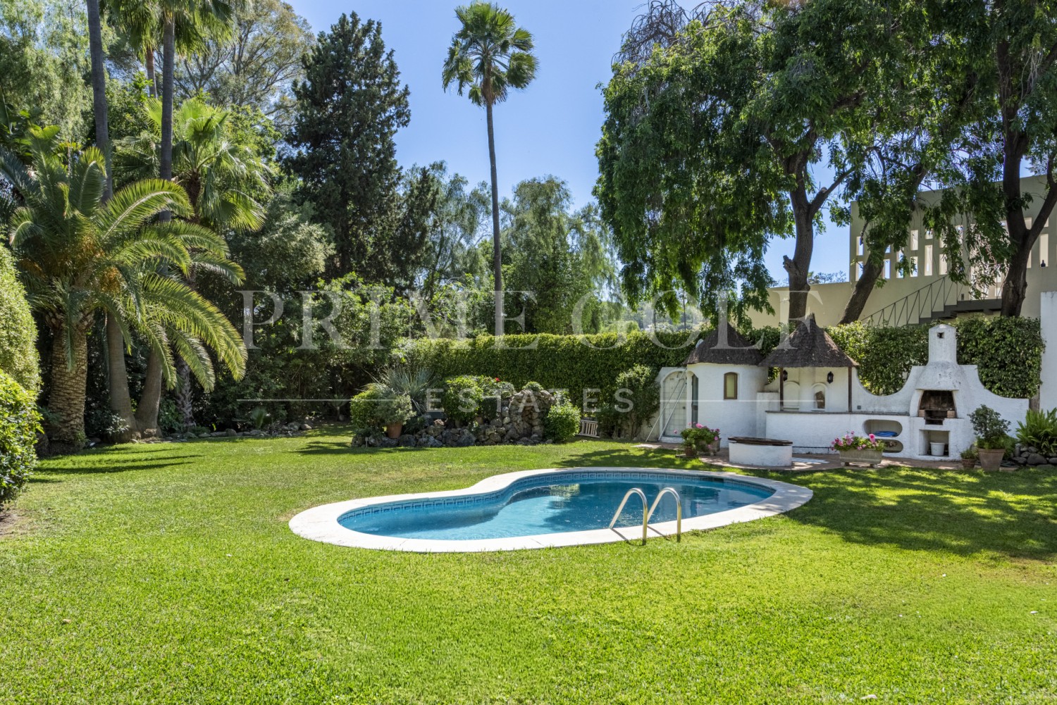3 bed Villa For Sale in Nueva Andalucia, Malaga - thumb 21