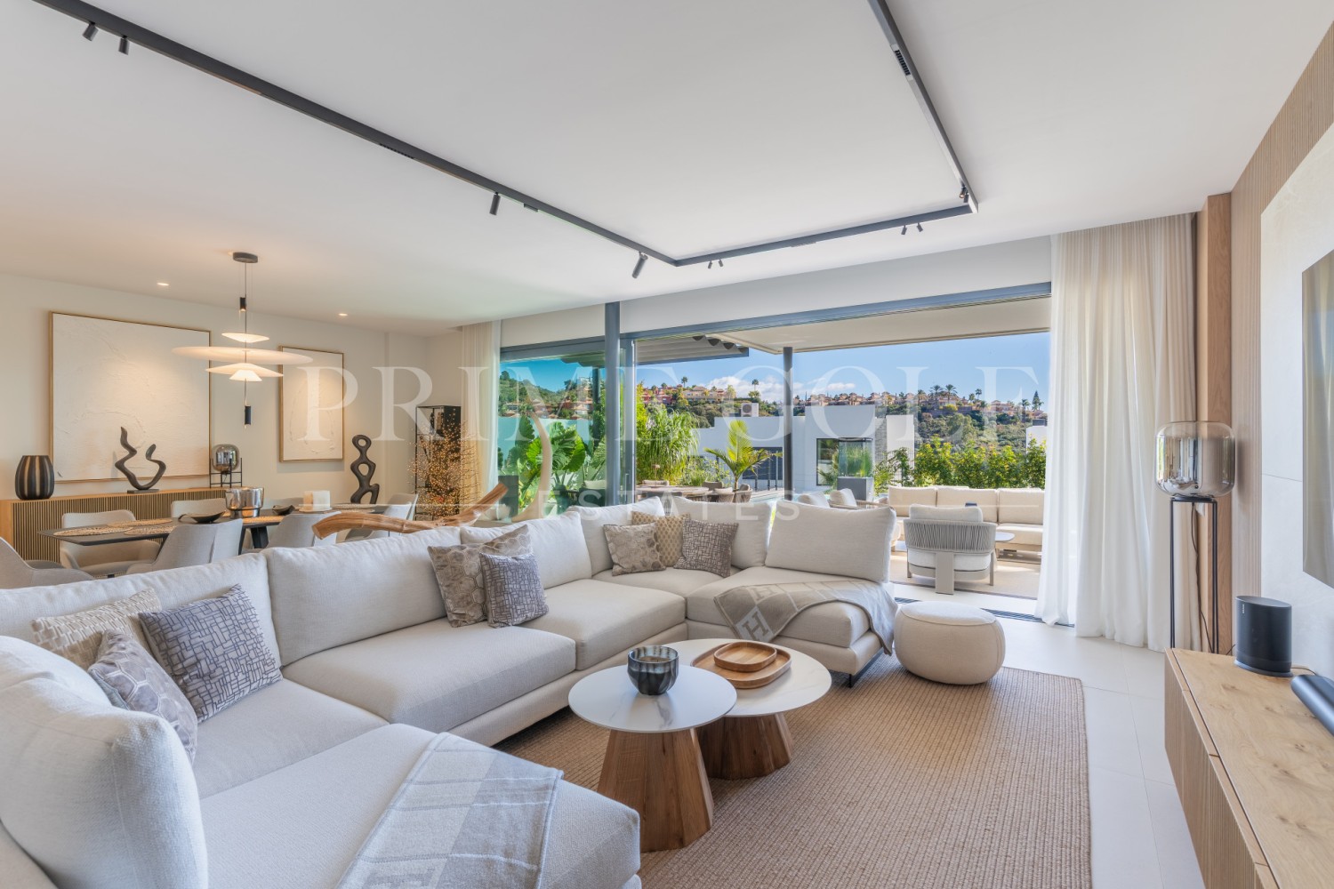 4 bed Townhouse For Sale in Marbella East, Malaga - thumb 5