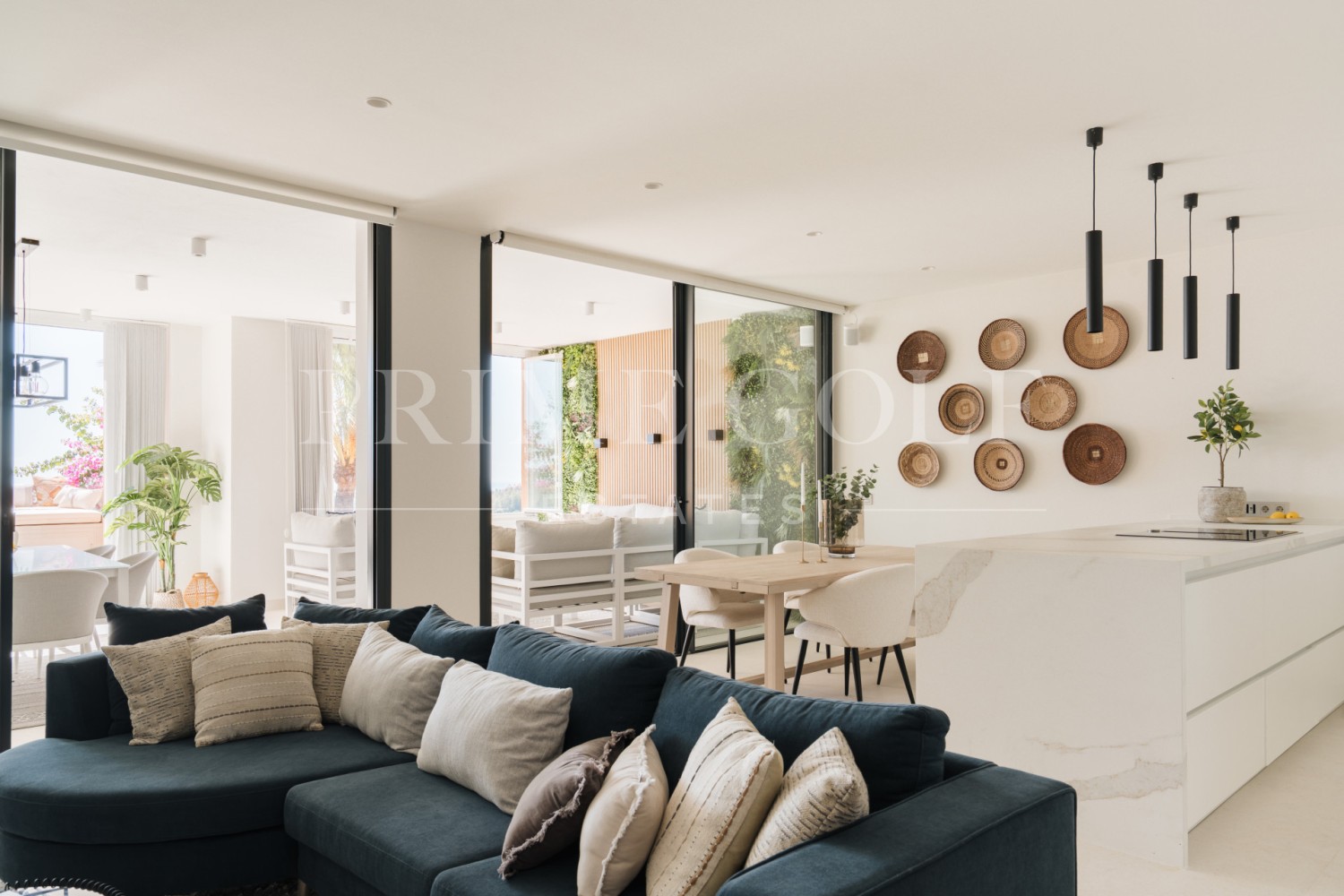 3 bed Penthouse For Sale in Nueva Andalucia, Malaga - thumb 10
