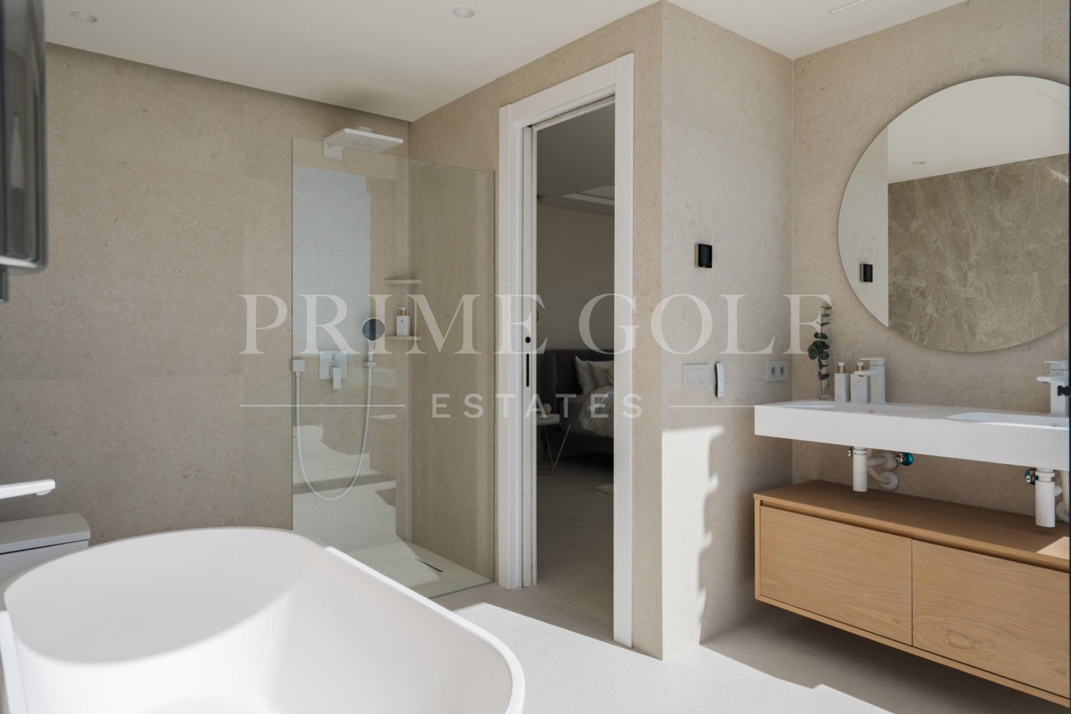 3 bed Penthouse For Sale in Nueva Andalucia, Malaga - thumb 22