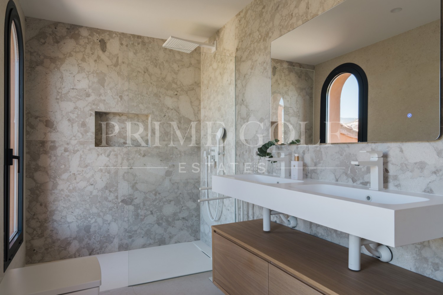 3 bed Penthouse For Sale in Nueva Andalucia, Malaga - thumb 30