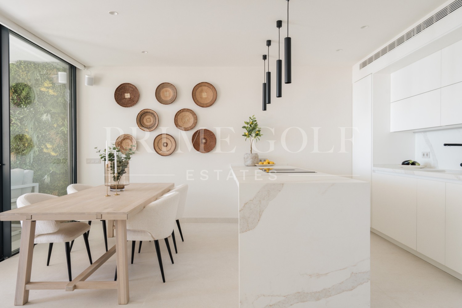 3 bed Penthouse For Sale in Nueva Andalucia, Malaga - thumb 4