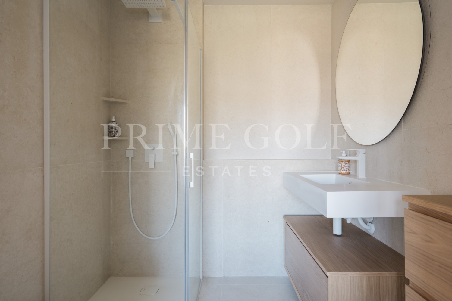 3 bed Penthouse For Sale in Nueva Andalucia, Malaga - thumb 32