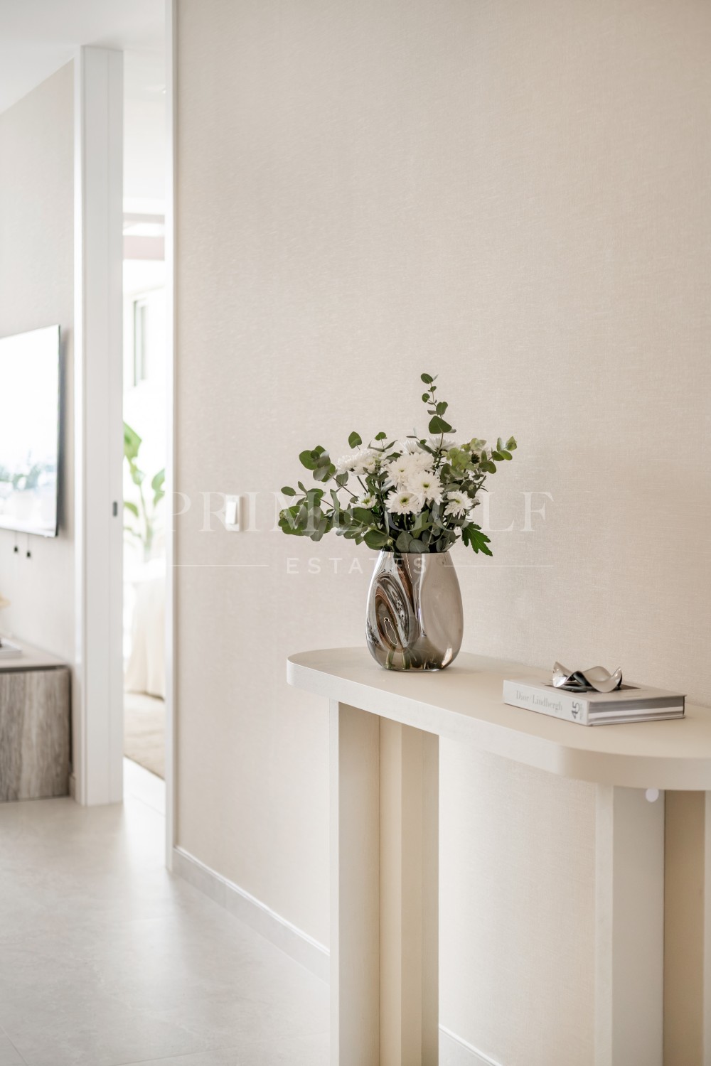3 bed Apartment For Sale in Nueva Andalucia, Malaga - thumb 10