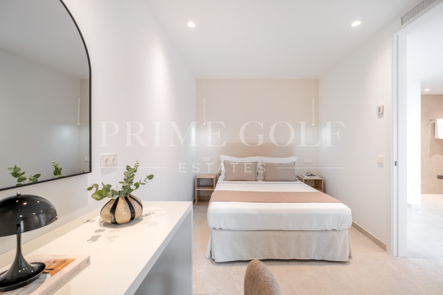 3 bed Apartment For Sale in Nueva Andalucia, Malaga - thumb 33