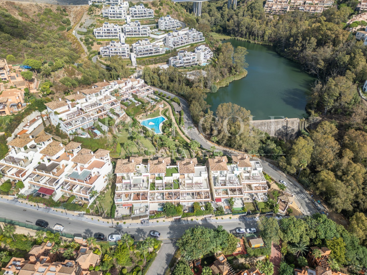 3 bed Apartment For Sale in Nueva Andalucia, Malaga - thumb 43