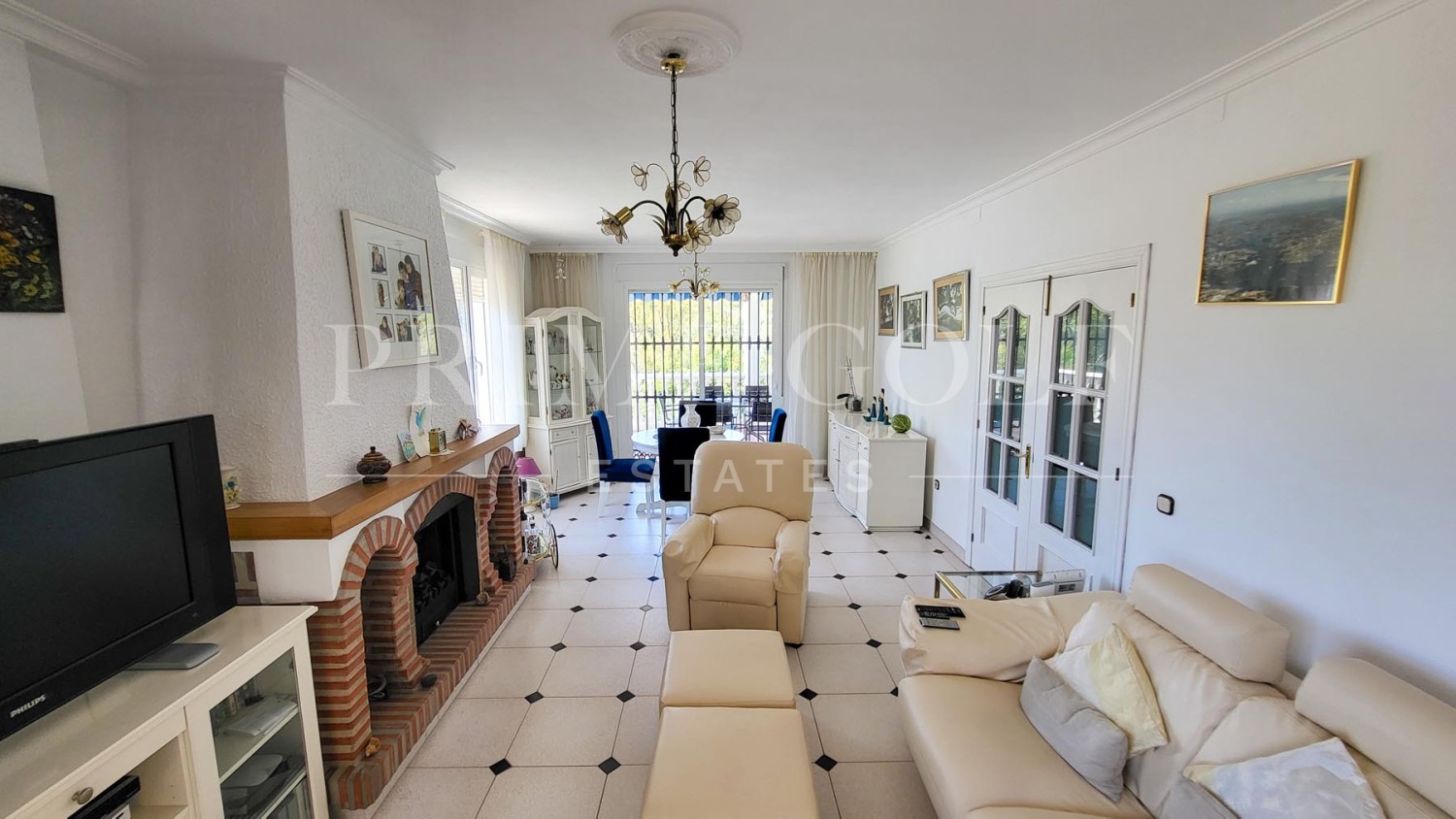 5 bed Villa For Sale in Marbella East, Malaga - thumb 7
