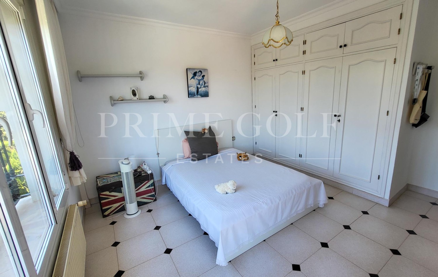 5 bed Villa For Sale in Marbella East, Malaga - thumb 24