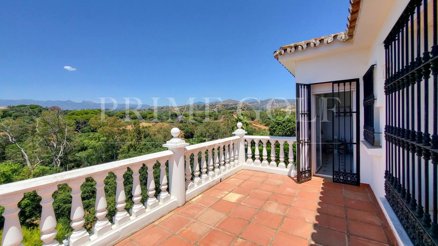 5 bed Villa For Sale in Marbella East, Malaga - thumb 25