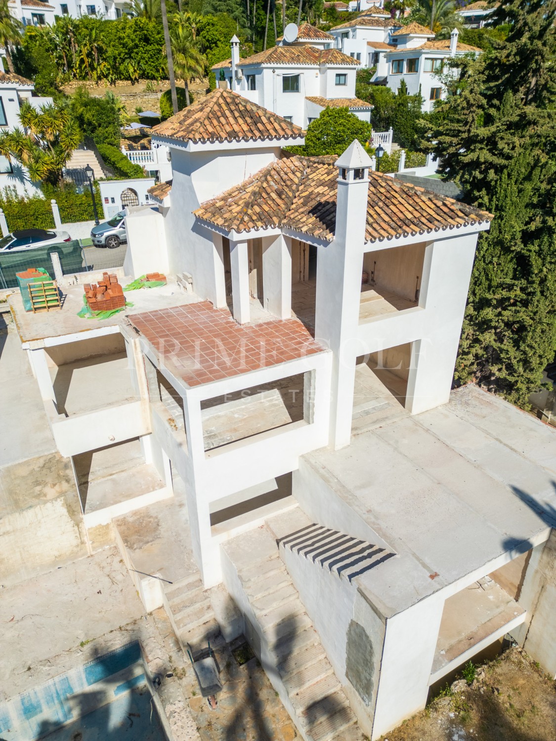 5 bed Villa For Sale in Nueva Andalucia, Malaga - thumb 16